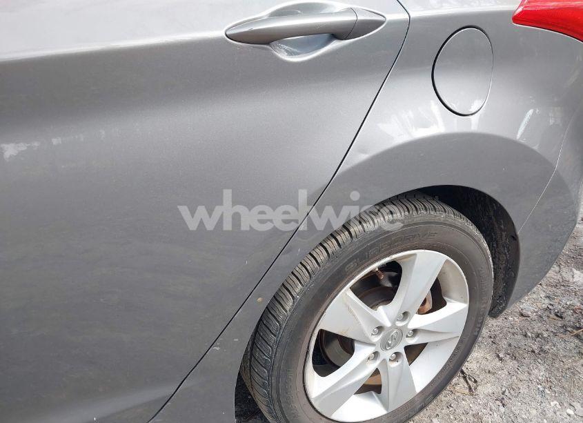 Photo 15 of 2013 Hyundai Elantra GLS (VIN 5NPDH4AE0DH373740)
