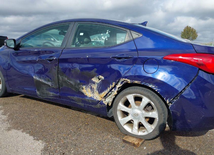 Photo 6 of 2013 Hyundai Elantra LIMITED (VIN 5NPDH4AE0DH383023)