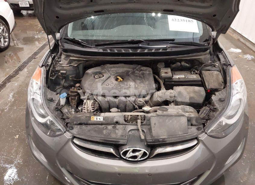 Photo 10 of 2013 Hyundai Elantra LIMITED (VIN 5NPDH4AE0DH385841)