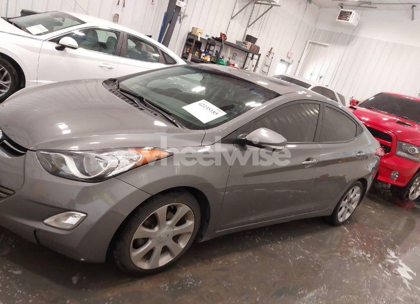Photo 14 of 2013 Hyundai Elantra LIMITED (VIN 5NPDH4AE0DH385841)
