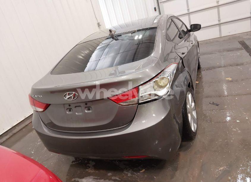 Photo 16 of 2013 Hyundai Elantra LIMITED (VIN 5NPDH4AE0DH385841)