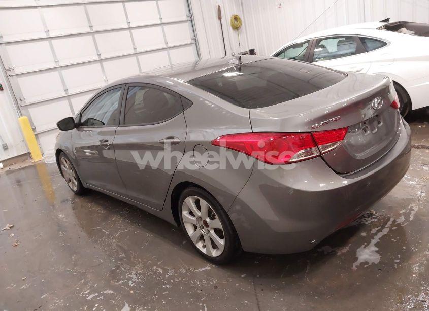 Photo 3 of 2013 Hyundai Elantra LIMITED (VIN 5NPDH4AE0DH385841)