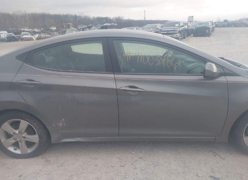 Photo 13 of 2013 Hyundai Elantra GLS (VIN 5NPDH4AE0DH391932)