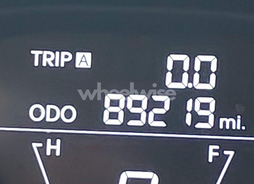 Photo 7 of 2013 Hyundai Elantra GLS (VIN 5NPDH4AE0DH408888)