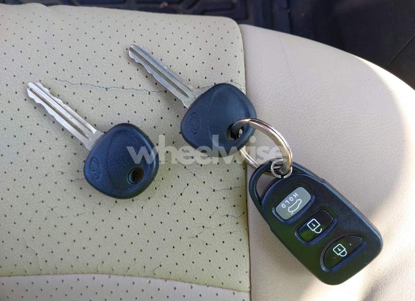 Photo 11 of 2013 Hyundai Elantra GLS (VIN 5NPDH4AE0DH410382)