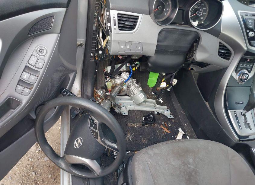 Photo 6 of 2013 Hyundai Elantra GLS (VIN 5NPDH4AE0DH413881)