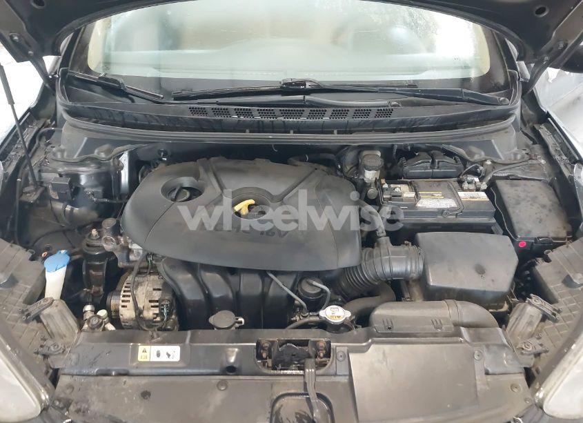 Photo 10 of 2013 Hyundai Elantra GLS (VIN 5NPDH4AE0DH420815)