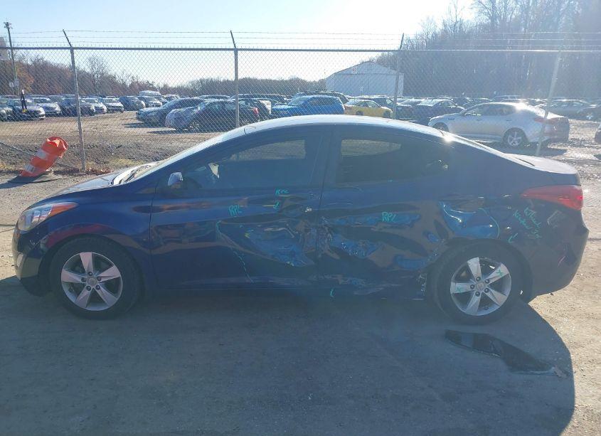 Photo 14 of 2013 Hyundai Elantra GLS (VIN 5NPDH4AE0DH420989)