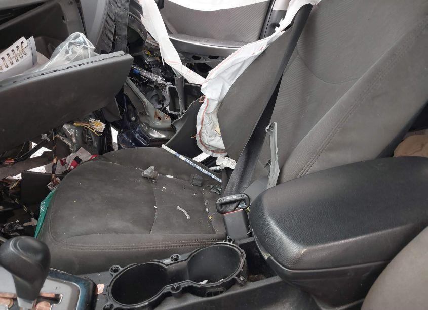 Photo 5 of 2013 Hyundai Elantra GLS (VIN 5NPDH4AE0DH439381)