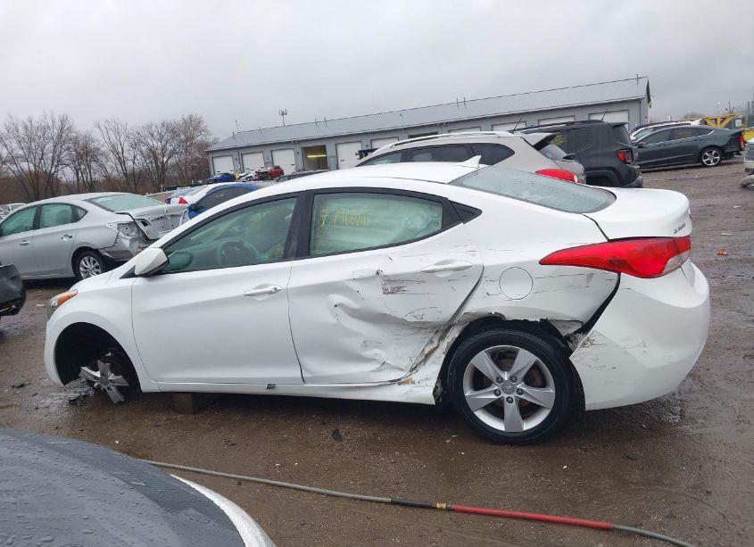 Photo 15 of 2013 Hyundai Elantra GLS (VIN 5NPDH4AE0DH439462)