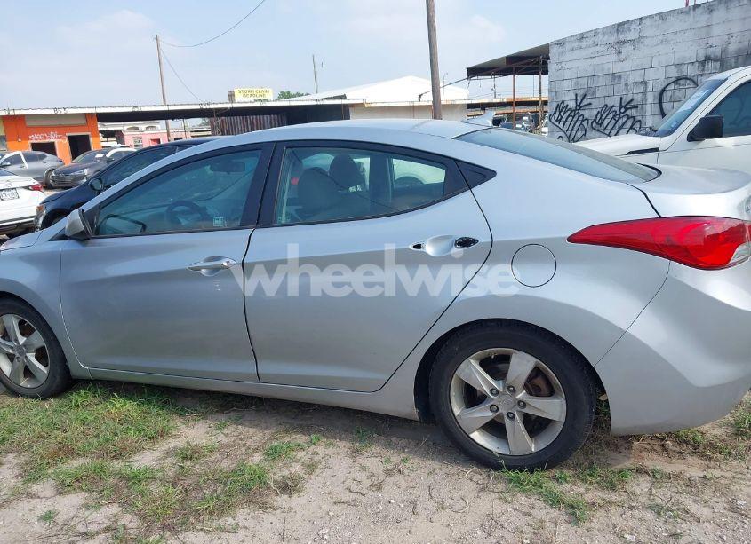 Photo 14 of 2013 Hyundai Elantra GLS (VIN 5NPDH4AE0DH444970)