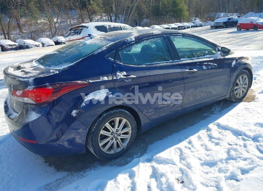 Photo 4 of 2014 Hyundai Elantra SE (VIN 5NPDH4AE0EH467344)