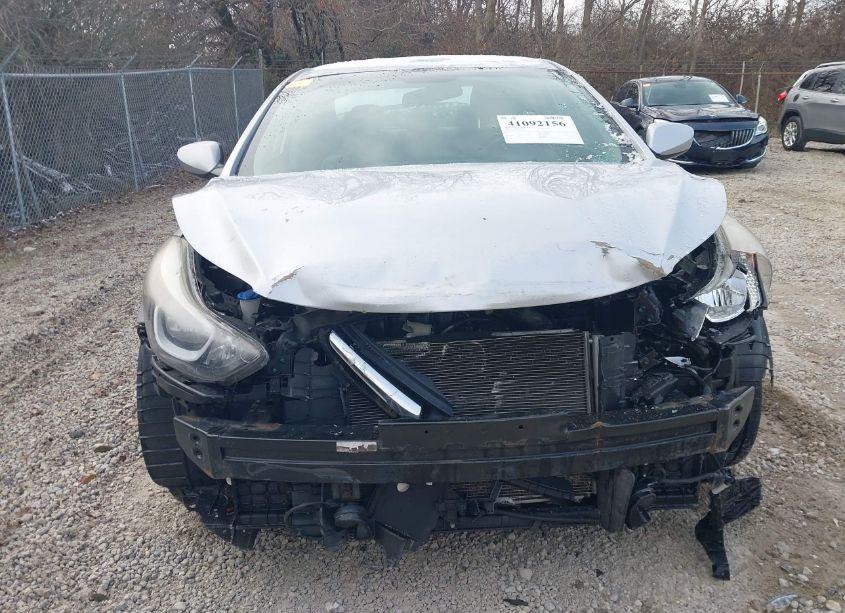 Photo 20 of 2014 Hyundai Elantra SE (VIN 5NPDH4AE0EH468980)