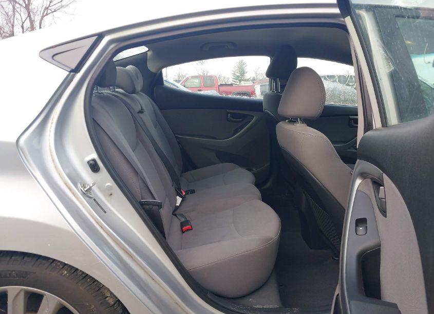 Photo 8 of 2014 Hyundai Elantra SE (VIN 5NPDH4AE0EH468980)