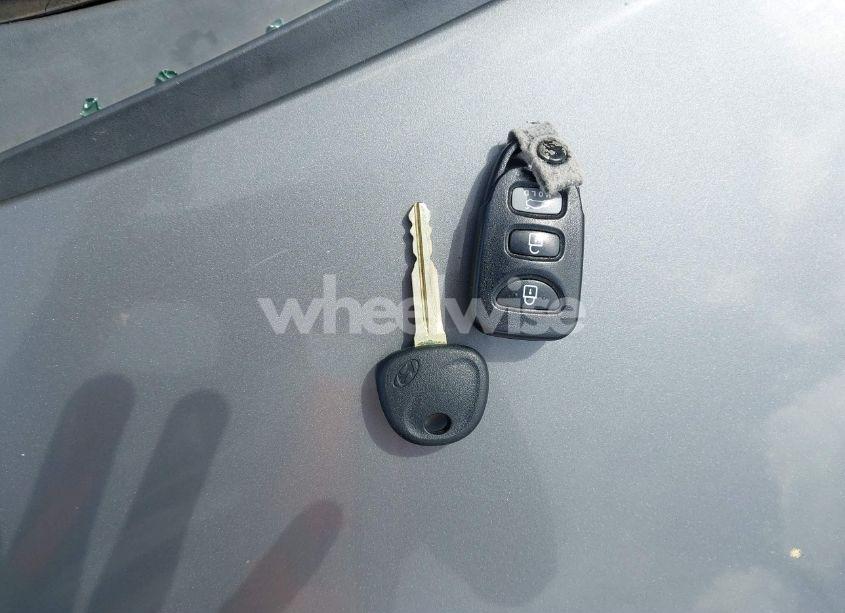 Photo 11 of 2014 Hyundai Elantra SE (VIN 5NPDH4AE0EH472379)