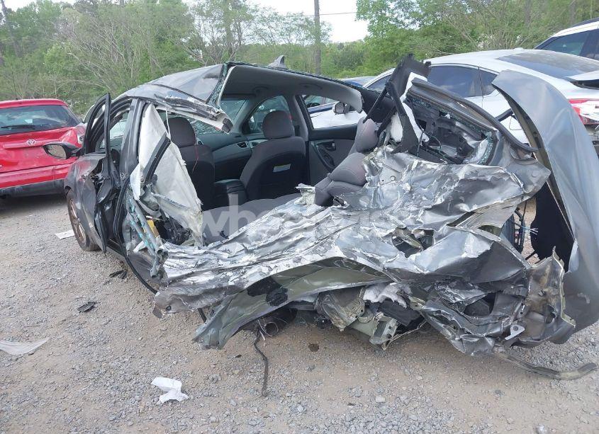 Photo 3 of 2014 Hyundai Elantra SE (VIN 5NPDH4AE0EH472379)