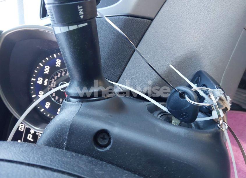 Photo 11 of 2014 Hyundai Elantra SE (VIN 5NPDH4AE0EH476741)