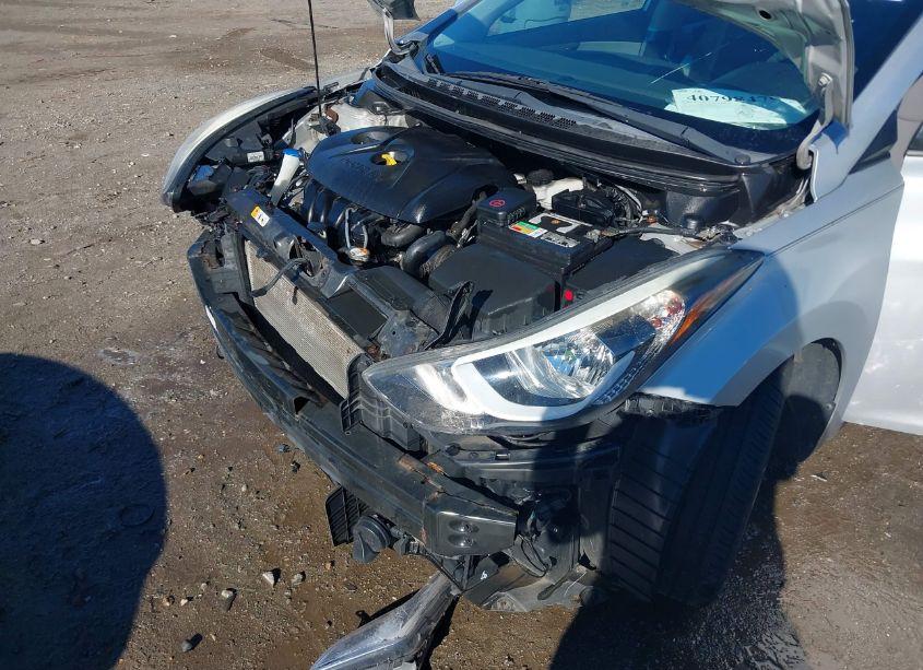 Photo 6 of 2014 Hyundai Elantra SE (VIN 5NPDH4AE0EH494138)