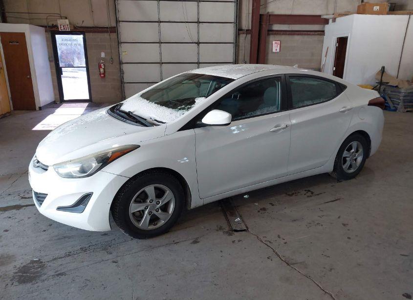 Photo 2 of 2014 Hyundai Elantra SE (VIN 5NPDH4AE0EH503419)