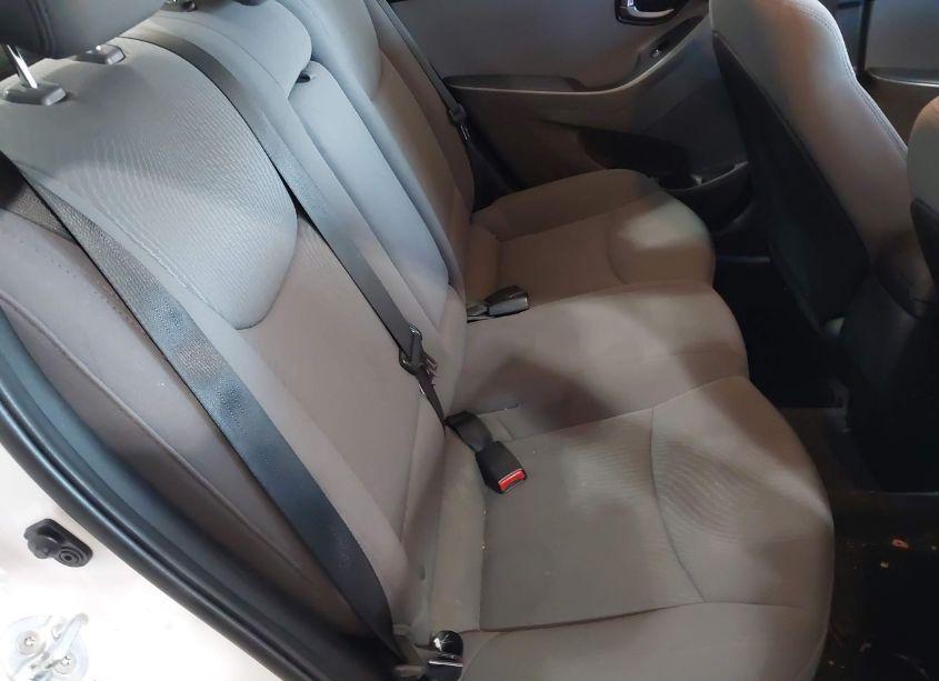 Photo 8 of 2014 Hyundai Elantra SE (VIN 5NPDH4AE0EH503419)