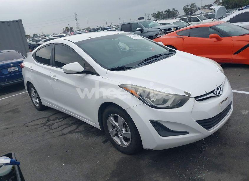 2014 Hyundai Elantra SE (VIN 5NPDH4AE0EH515716) main photo