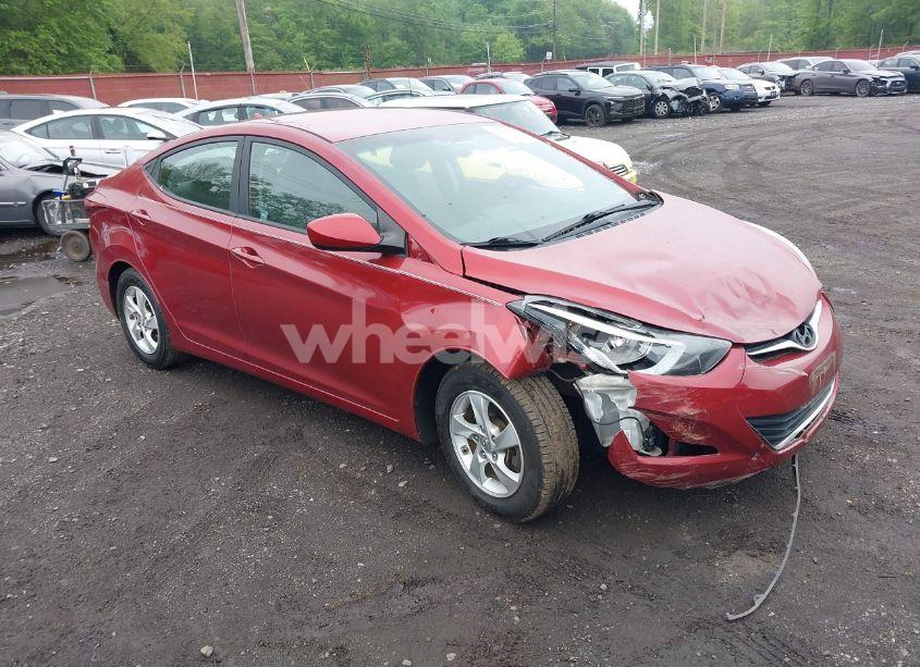 2014 Hyundai Elantra SE (VIN 5NPDH4AE0EH538817) main photo