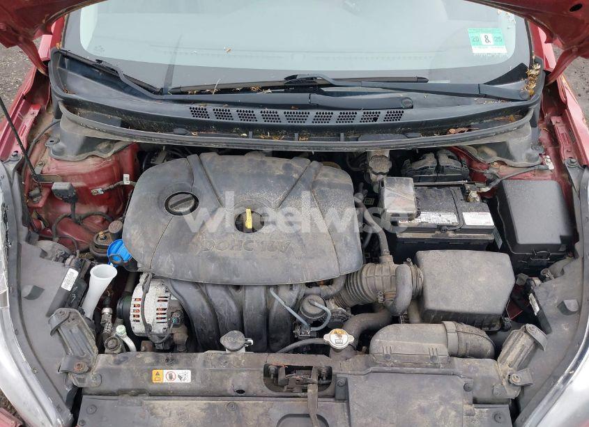 Photo 10 of 2014 Hyundai Elantra SE (VIN 5NPDH4AE0EH538817)