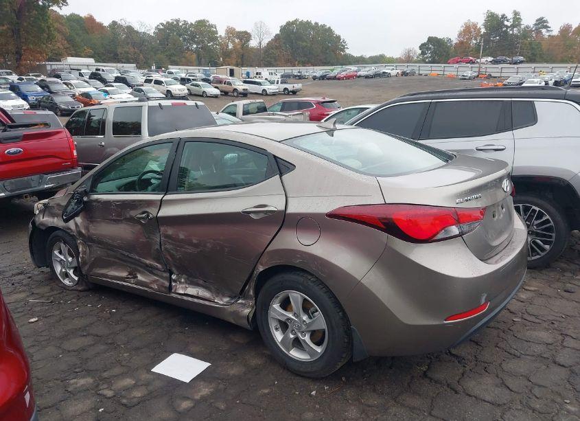 Photo 14 of 2014 Hyundai Elantra SE (VIN 5NPDH4AE0EH546805)