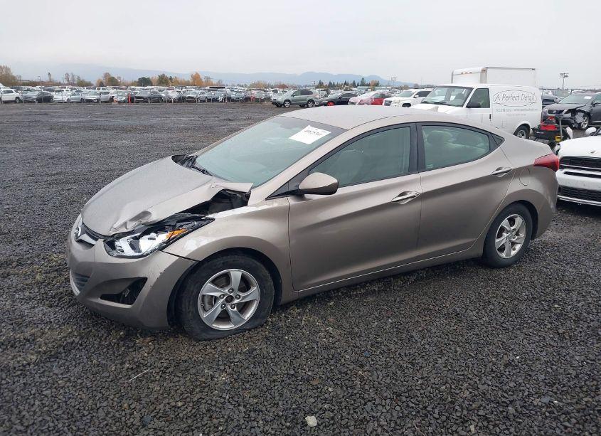 Photo 2 of 2015 Hyundai Elantra SE (VIN 5NPDH4AE0FH556798)