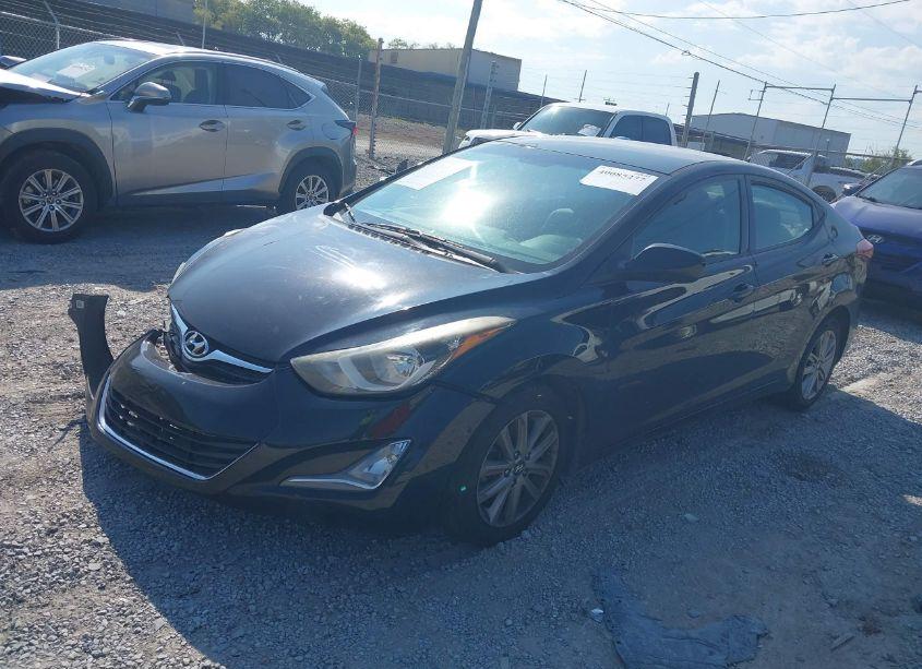 Photo 2 of 2015 Hyundai Elantra SE (VIN 5NPDH4AE0FH559121)