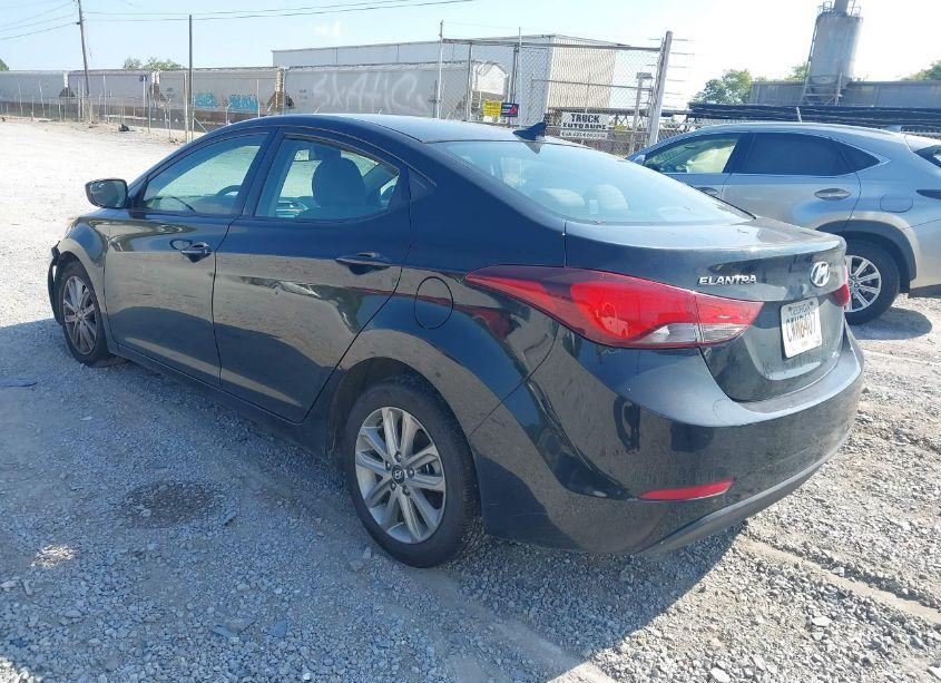 Photo 3 of 2015 Hyundai Elantra SE (VIN 5NPDH4AE0FH559121)