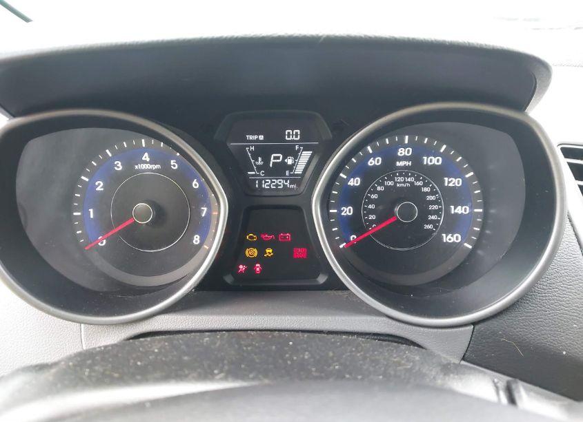 Photo 7 of 2015 Hyundai Elantra SE (VIN 5NPDH4AE0FH564061)