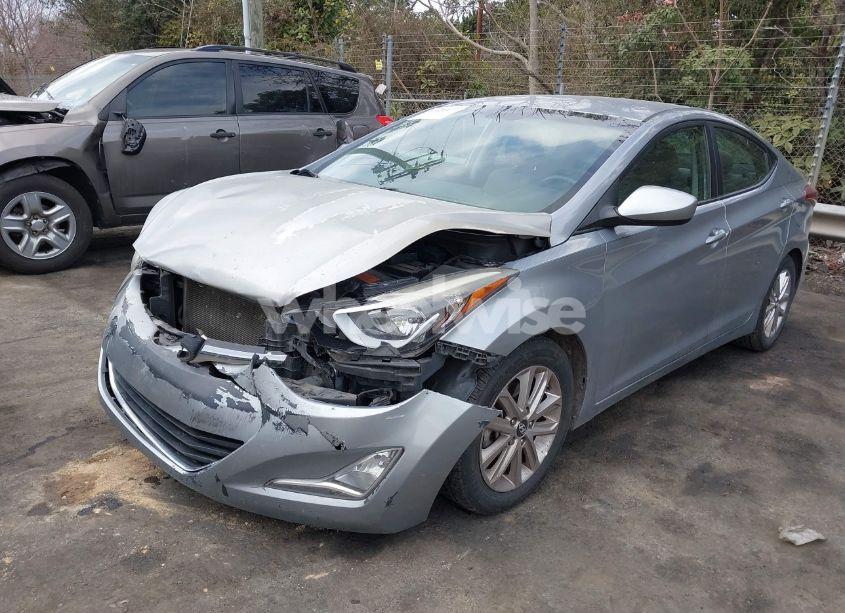 Photo 2 of 2015 Hyundai Elantra SE (VIN 5NPDH4AE0FH573133)