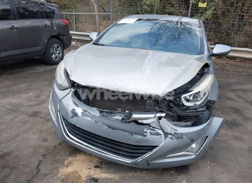 Photo 6 of 2015 Hyundai Elantra SE (VIN 5NPDH4AE0FH573133)