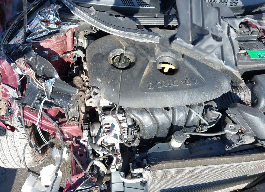 Photo 10 of 2015 Hyundai Elantra SE (VIN 5NPDH4AE0FH585038)