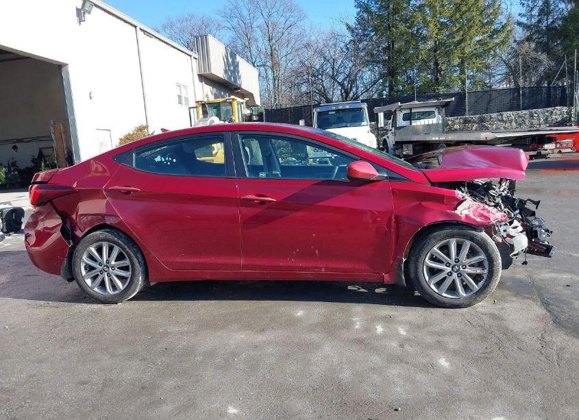 Photo 14 of 2015 Hyundai Elantra SE (VIN 5NPDH4AE0FH585038)