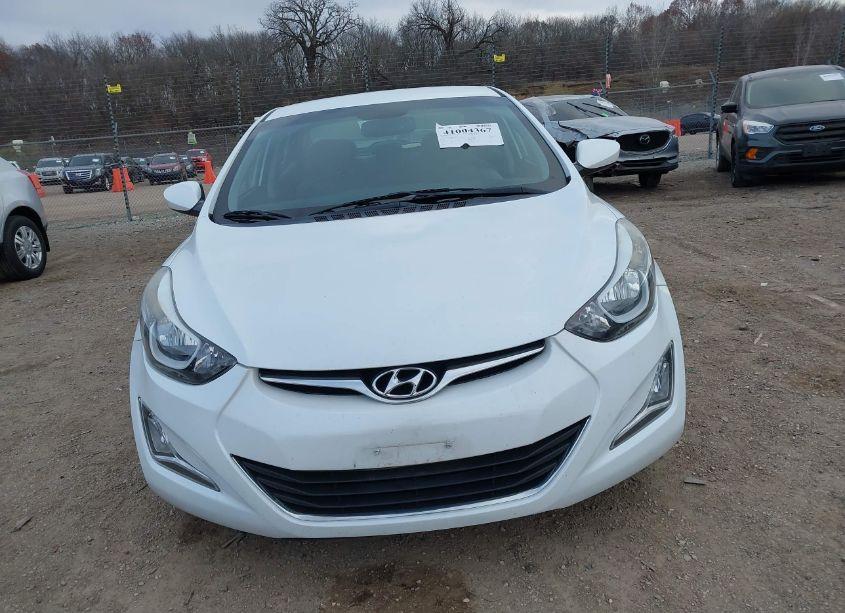 Photo 11 of 2015 Hyundai Elantra SE (VIN 5NPDH4AE0FH589185)
