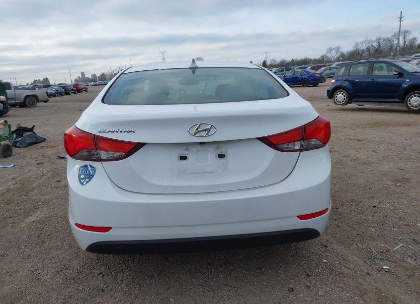 Photo 15 of 2015 Hyundai Elantra SE (VIN 5NPDH4AE0FH589185)