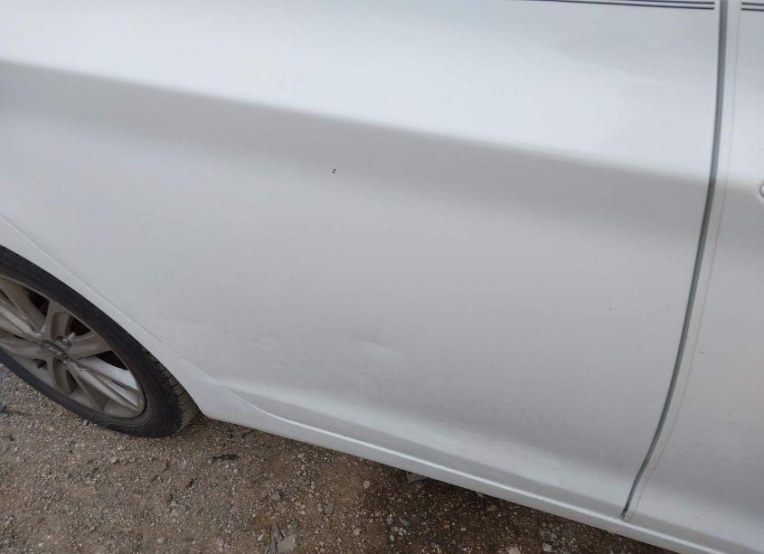 Photo 16 of 2015 Hyundai Elantra SE (VIN 5NPDH4AE0FH589185)