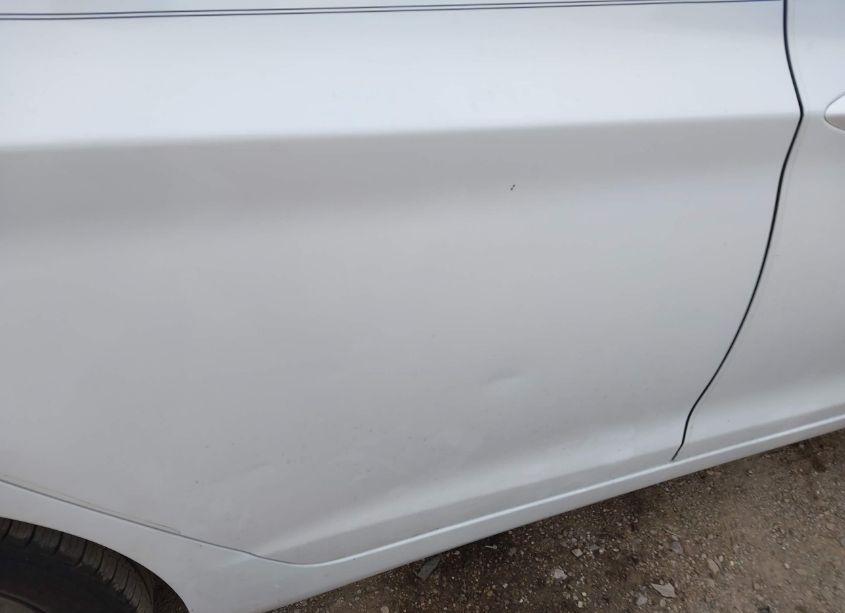 Photo 17 of 2015 Hyundai Elantra SE (VIN 5NPDH4AE0FH589185)