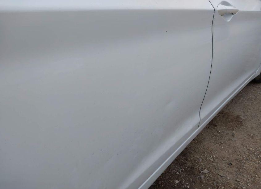 Photo 18 of 2015 Hyundai Elantra SE (VIN 5NPDH4AE0FH589185)