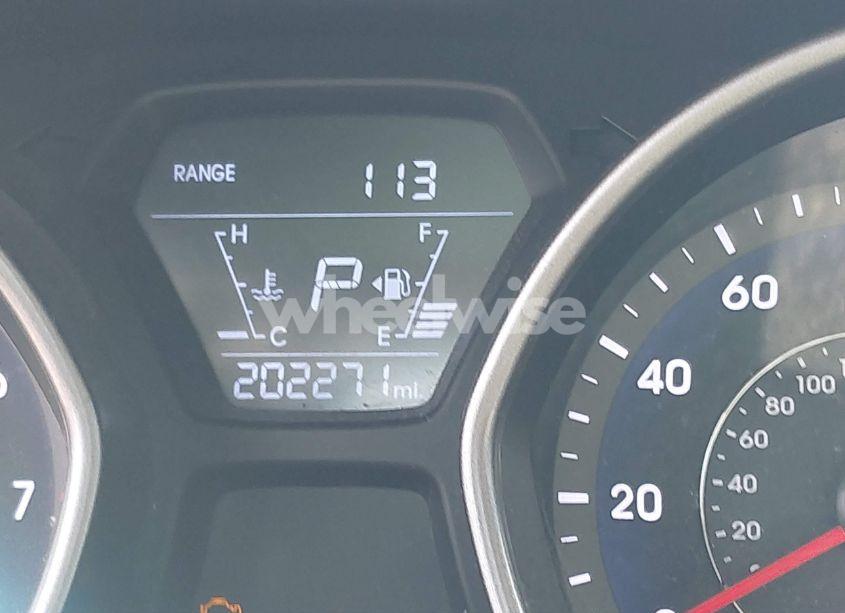 Photo 7 of 2015 Hyundai Elantra SE (VIN 5NPDH4AE0FH598713)