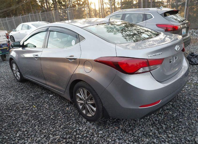 Photo 3 of 2015 Hyundai Elantra SE (VIN 5NPDH4AE0FH607717)