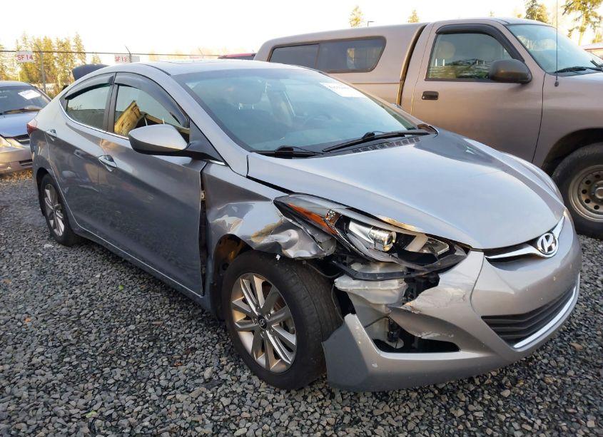 Photo 6 of 2015 Hyundai Elantra SE (VIN 5NPDH4AE0FH607717)