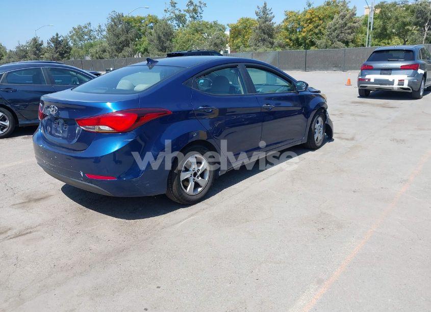 Photo 4 of 2015 Hyundai Elantra SE (VIN 5NPDH4AE0FH628101)