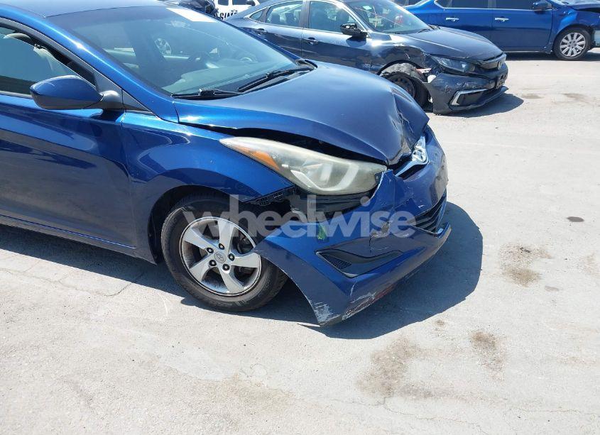 Photo 6 of 2015 Hyundai Elantra SE (VIN 5NPDH4AE0FH628101)