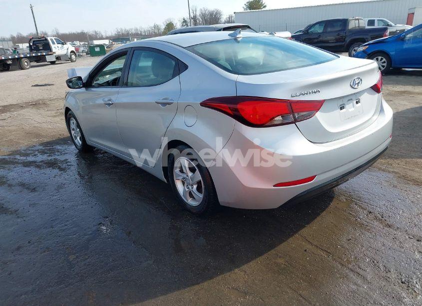 Photo 3 of 2015 Hyundai Elantra SE (VIN 5NPDH4AE0FH628969)