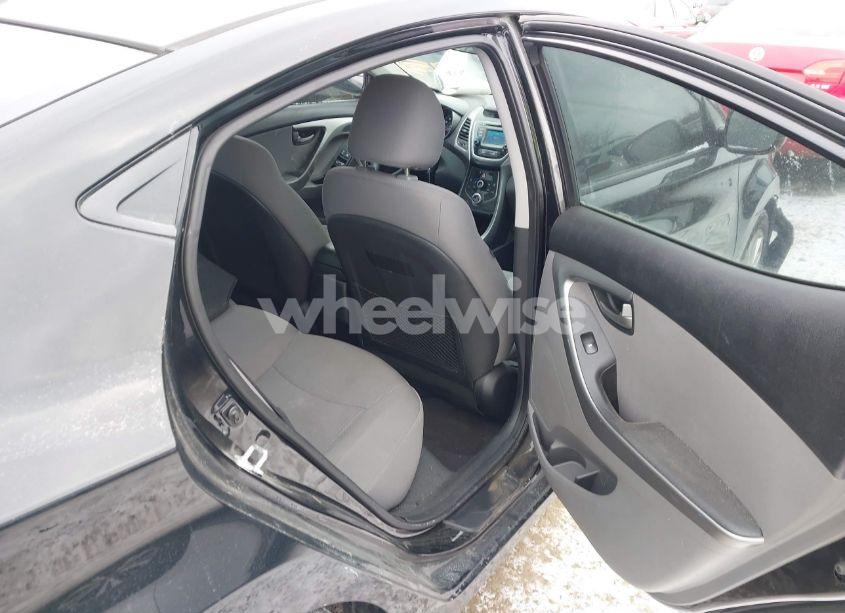 Photo 8 of 2015 Hyundai Elantra SE (VIN 5NPDH4AE0FH633959)