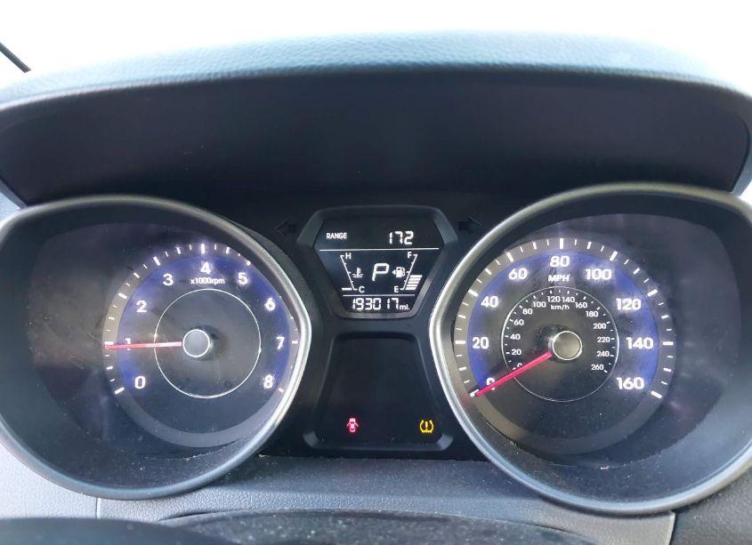 Photo 7 of 2015 Hyundai Elantra SE (VIN 5NPDH4AE0FH648722)