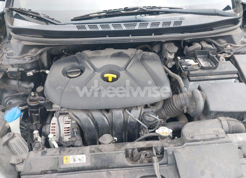 Photo 10 of 2016 Hyundai Elantra SE (VIN 5NPDH4AE0GH654733)